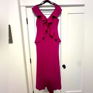 Beautiful and flattering Jessica Howard formal dress